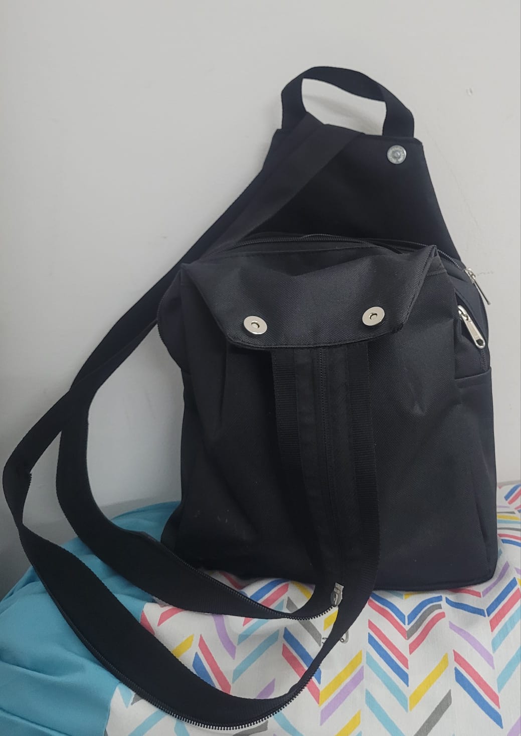 Hybrid Backpack-cum-Crossbag